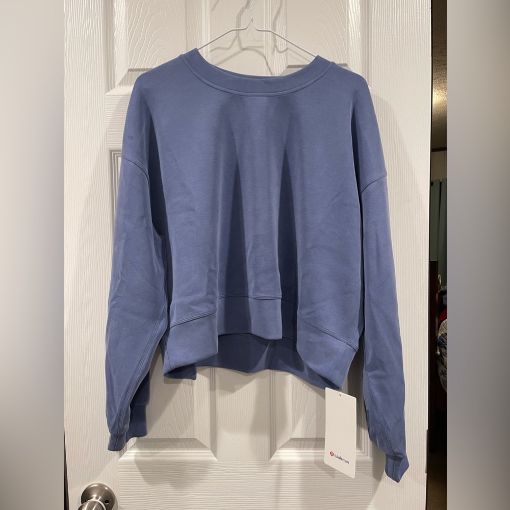 Lululemon Perfectly oversized cropped crew